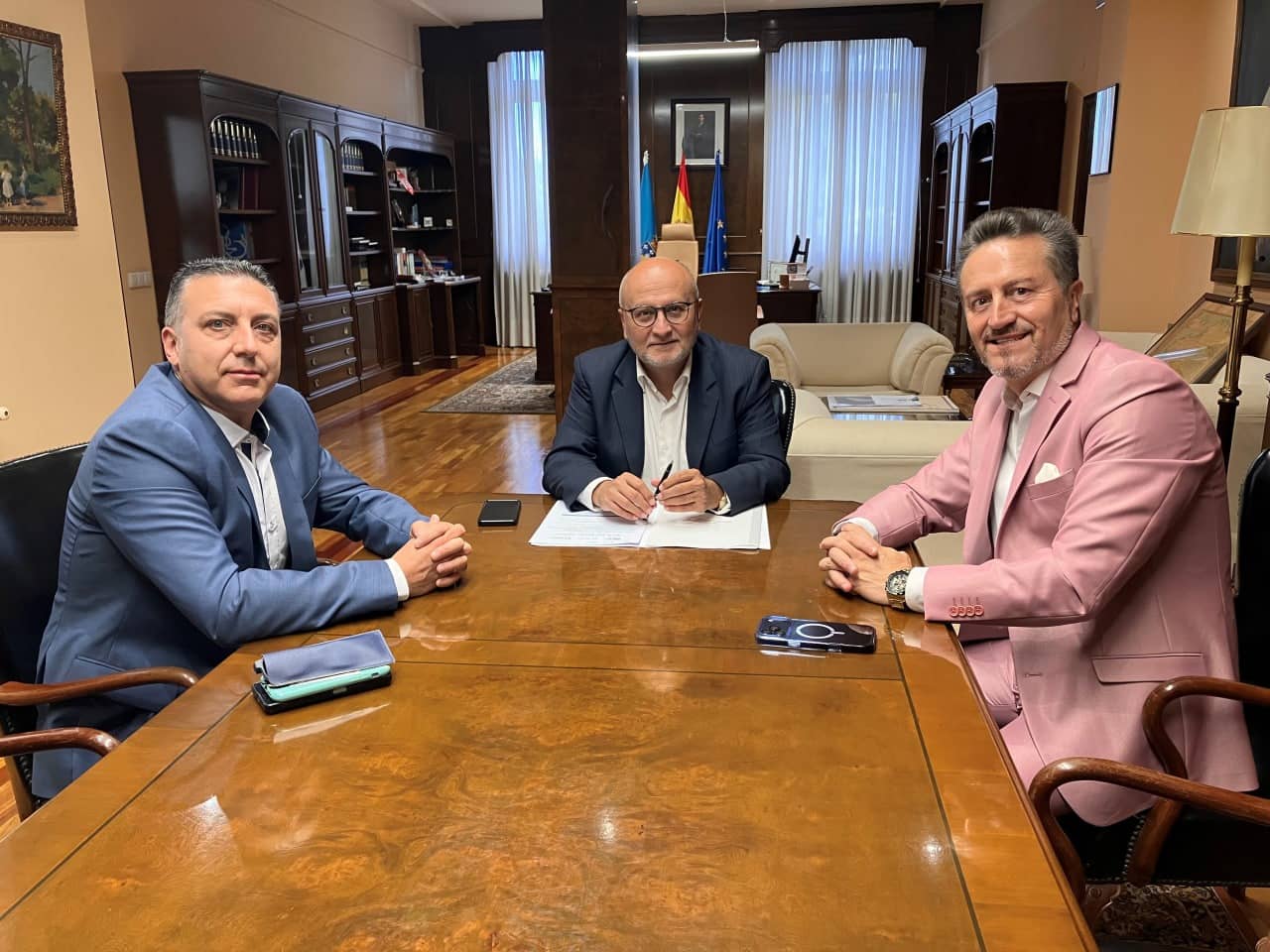 Audiencia de Retorna Galicia Capital en la Subdelegación del Gobierno en Pontevedra