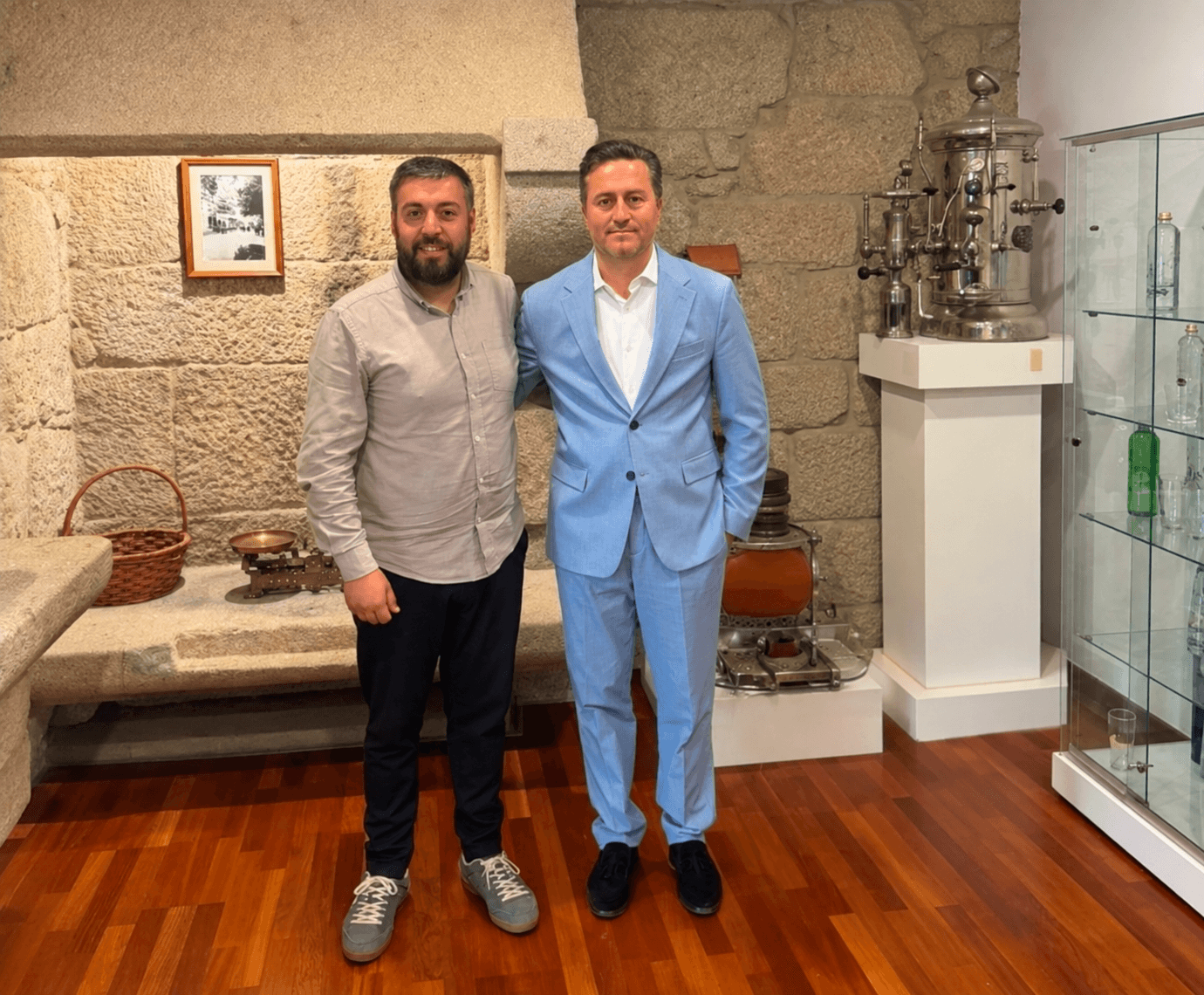 Retorna Galicia Capital presenta su proyecto al alcalde de Mondariz-Balneario