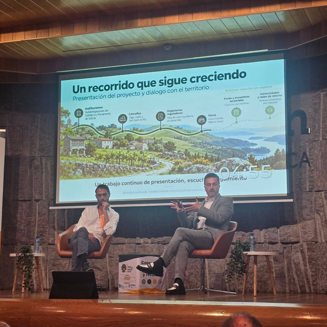 Juan Carlos Castro presenta el proyecto durante su ponencia en Lugo